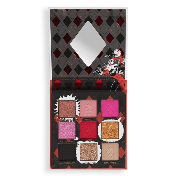 DC HQ Diamond Blending Sponge & DC ร Revolution HQ Heart Eyeshadow Palette!!! - Picture 9 of 15